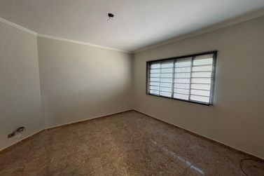 Sobrado para alugar - Jardim Ouro Branco