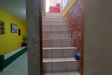 Sobrado &agrave; venda - 318m&sup2; - Centro