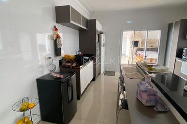 Casa &agrave; venda - 375m&sup2; - Jardim Guanabara