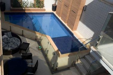Casa &agrave; venda - 405m&sup2; - Zona 4