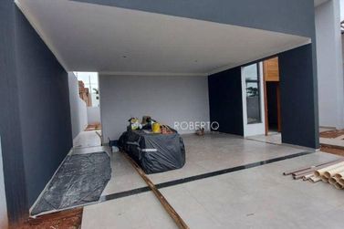Casa &agrave; venda - 131m&sup2; - Jardim Santos Dumont