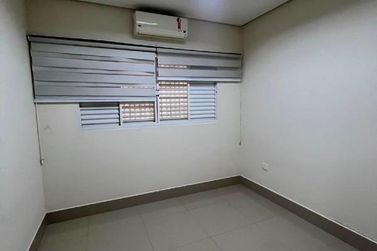 Casa para alugar - 288m&sup2; - Jardim S&atilde;o Jorge