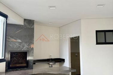 Casa &agrave; venda - 300m&sup2; - Jardim Santos Dumont