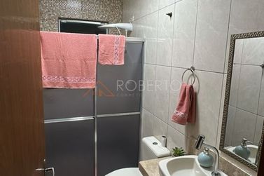 Casa &agrave; venda - 332m&sup2; - Jardim Nossa Senhora de F&aacute;tima