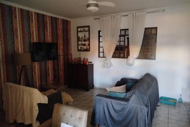 Casa &agrave; venda - 140m&sup2; - Jardim Ouro Branco