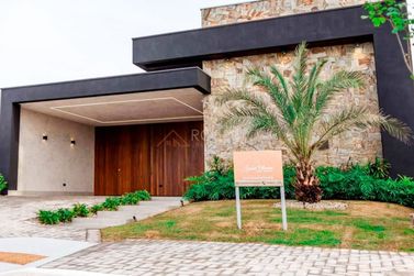 Casa &agrave; venda - 300m&sup2; - Jardim S&atilde;o Jorge