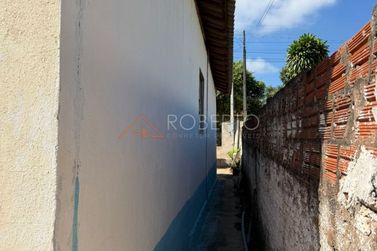 Casa &agrave; venda - 224m&sup2; - Centro
