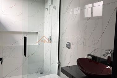 Casa &agrave; venda - 318m&sup2; - Centro