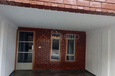 Sobrado &agrave; venda - 250m&sup2; - Centro