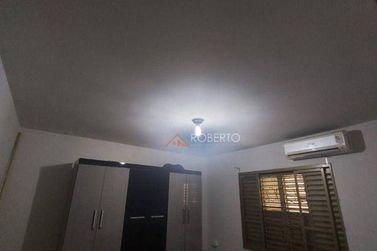 Casa &agrave; venda - 215m&sup2; - Jardim Ibirapuera
