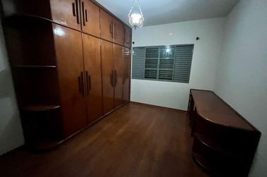 Casa &agrave; venda - 286m&sup2; - Jardim Ouro Branco