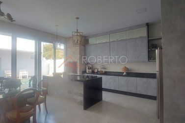 Casa &agrave; venda - 508m&sup2; - Jardim Ouro Branco