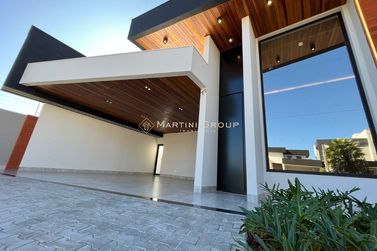 Casa &agrave; venda - 210m&sup2; - Condom&iacute;nio San Lorenzo