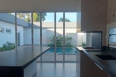 Casa &agrave; venda - 450m&sup2; - Jardim Asa Branca