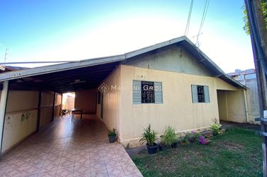 Casa &agrave; venda - 155m&sup2; - Jardim Tupaceretan