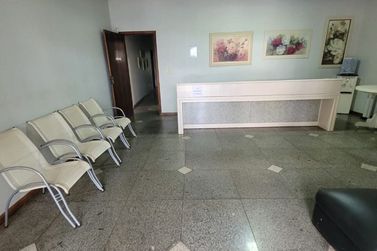 Sala Comercial para alugar - 100m&sup2; - Centro