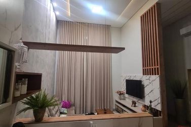 Casa &agrave; venda - 200m&sup2; - Monte Cristo