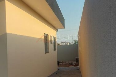 Casa &agrave; venda - 450m&sup2; - Jardim O&aacute;sis