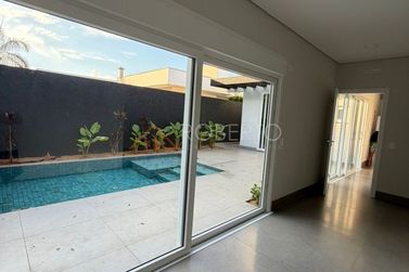 Casa &agrave; venda - 360m&sup2; - MONTE CRISTO