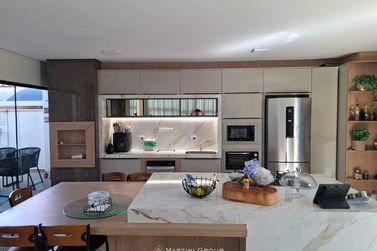 Sobrado &agrave; venda - 214m&sup2; - Jardim das Na&ccedil;&otilde;es