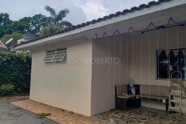 Casa &agrave; venda - 637m&sup2; - Centro