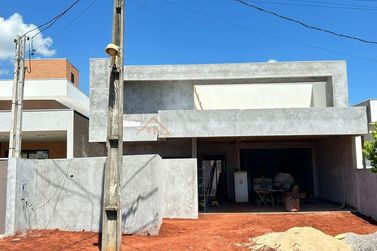 Casa &agrave; venda - 360m&sup2; - MONTE CRISTO