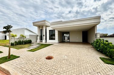 Casa &agrave; venda - 270m&sup2; - Dancaiz Residence