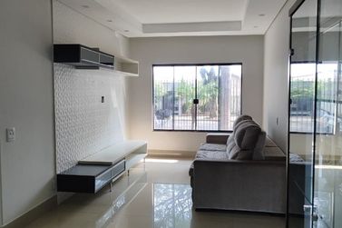 Casa &agrave; venda - 170m&sup2; - Jardim Simara