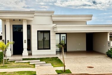 Casa &agrave; venda - 270m&sup2; - Dancaiz Residence