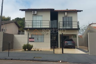 Sobrado &agrave; venda - 215m&sup2; - Jardim Ip&ecirc;