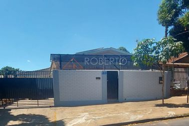 Casa &agrave; venda - 480m&sup2; - Jardim Farropilha