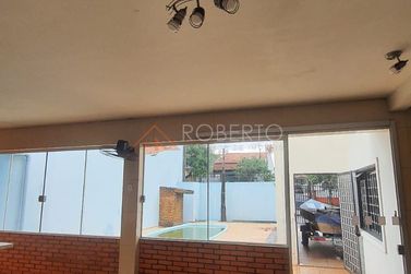 Sobrado &agrave; venda - 380m&sup2; - Centro