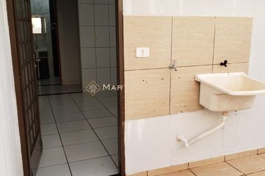 Casa &agrave; venda - 74m&sup2; - Jardim das Palmeiras