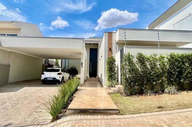 Casa &agrave; venda - 238m&sup2; - Condom&iacute;nio Green Park
