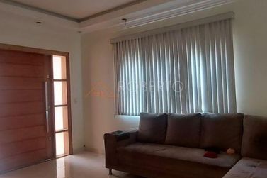 Sobrado &agrave; venda - 600m&sup2; - Jardim Ouro Branco