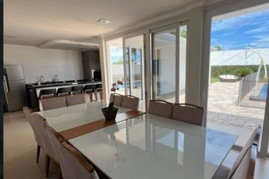 Casa &agrave; venda - 360m&sup2; - Condom&iacute;nio Mont Blanc