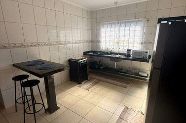 Casa &agrave; venda - 110m&sup2; - Jardim Santos Dumont