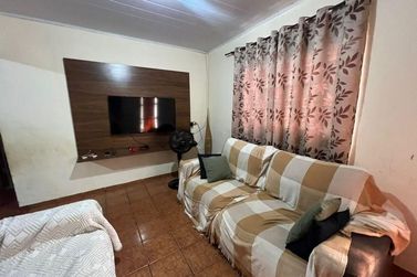Casa &agrave; venda - Centro