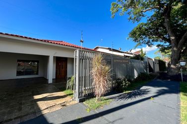 Casa &agrave; venda - 286m&sup2; - Jardim Ouro Branco