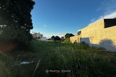 Terreno &agrave; venda - 600m&sup2; - Jardim Santos Dumont