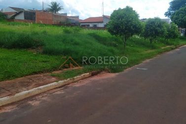Terreno &agrave; venda - 1800m&sup2; - Jardim Santos Dumont
