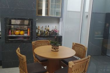 Casa &agrave; venda - 220m&sup2; - Residencial San Lorenzzo