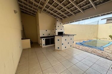Sobrado para alugar - 178m&sup2; - Centro