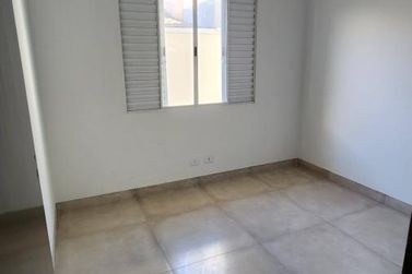 Casa &agrave; venda - 80m&sup2; - Jardim S&atilde;o Jo&atilde;o