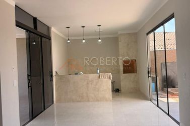 Casa &agrave; venda - 300m&sup2; - Jardim Ouro Branco