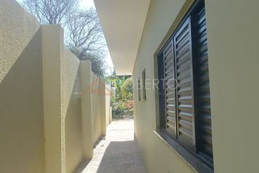 Casa &agrave; venda - 552m&sup2; - Jardim Farropilha