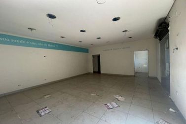 Sal&atilde;o Comercial para alugar - Jardim S&atilde;o Crist&oacute;v&atilde;o