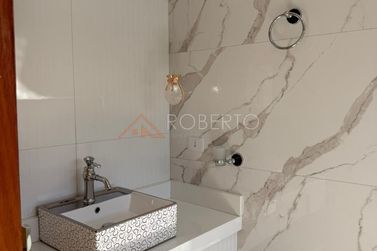 Casa &agrave; venda - 300m&sup2; - Jardim Ouro Branco