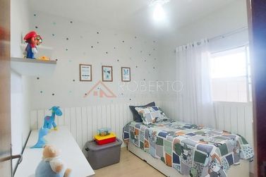 Casa &agrave; venda - Centro