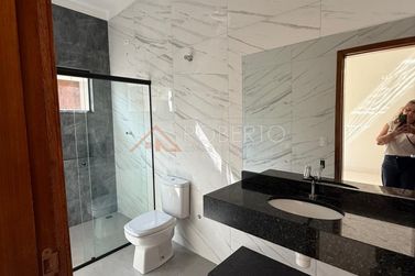 Casa &agrave; venda - 214m&sup2; - Jardim Ouro Branco